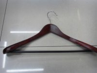 西装加肩木头防滑衣架