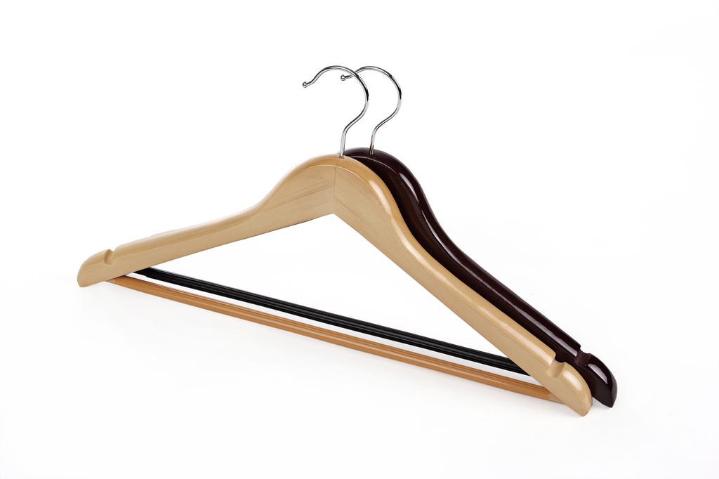 Natural environmental protection wood/wood hangers thick non-slip/hanging hangers/drying hangers/triangle solid wood hangers wholesale thumbnail