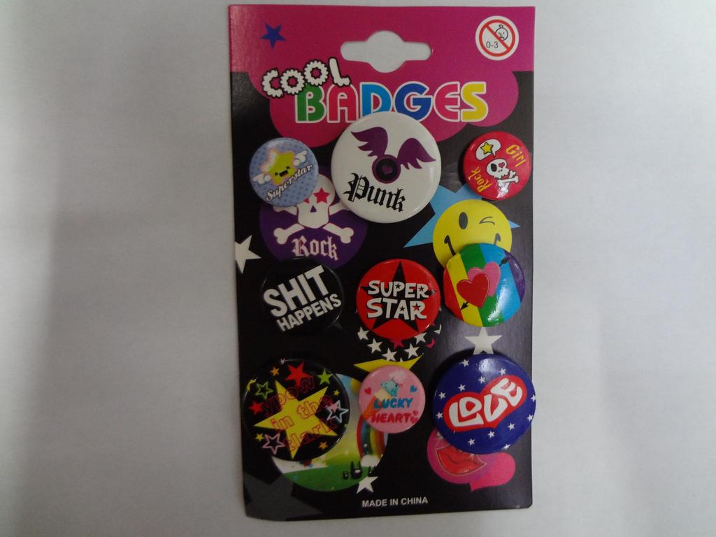 厂家胸章定做 马口铁徽章 个性胸牌制作 diy 订制