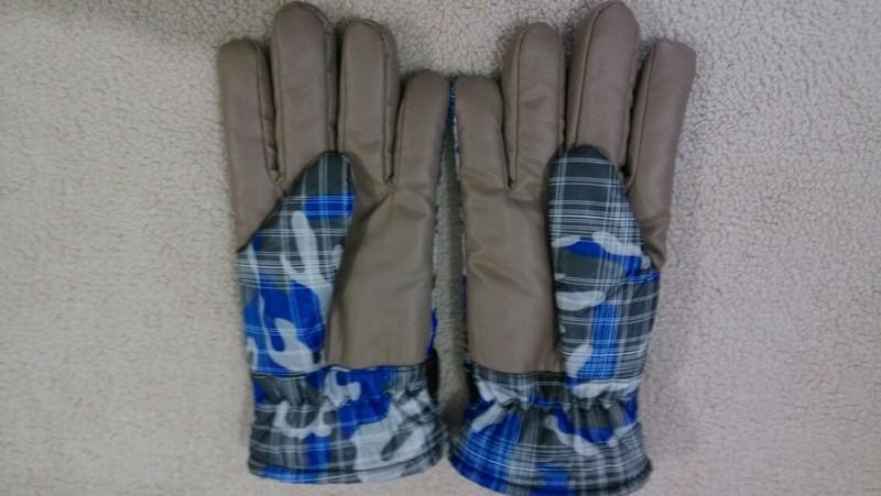 Ventas directas de fábrica para hombres y mujeres son guantes calientes, mano de obra fina, aspecto elegante. Specification image