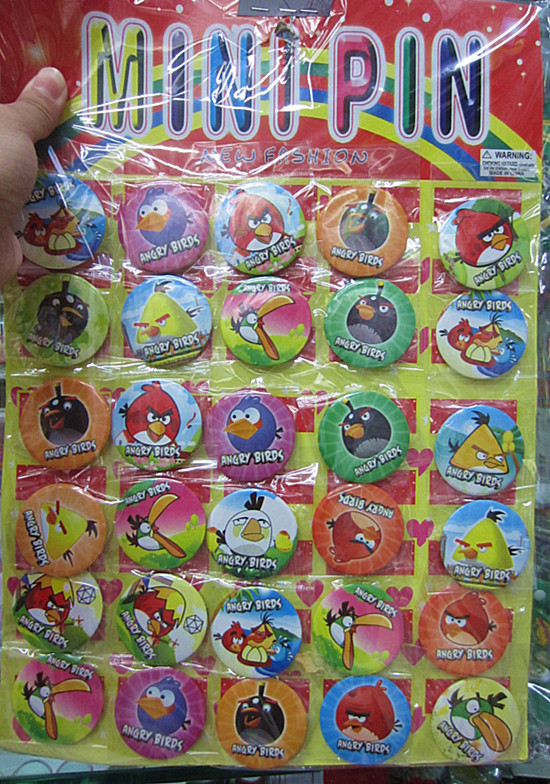 Personalized Name Badge Production Of Tinplate Smiley Face Cartoon Christmas Badge Customization Application Scenario