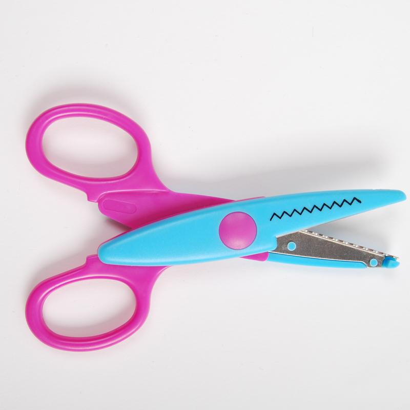 Office and study supplies, paper-cutting stationery, scissors, photo album stationery, scissors Specification drawing