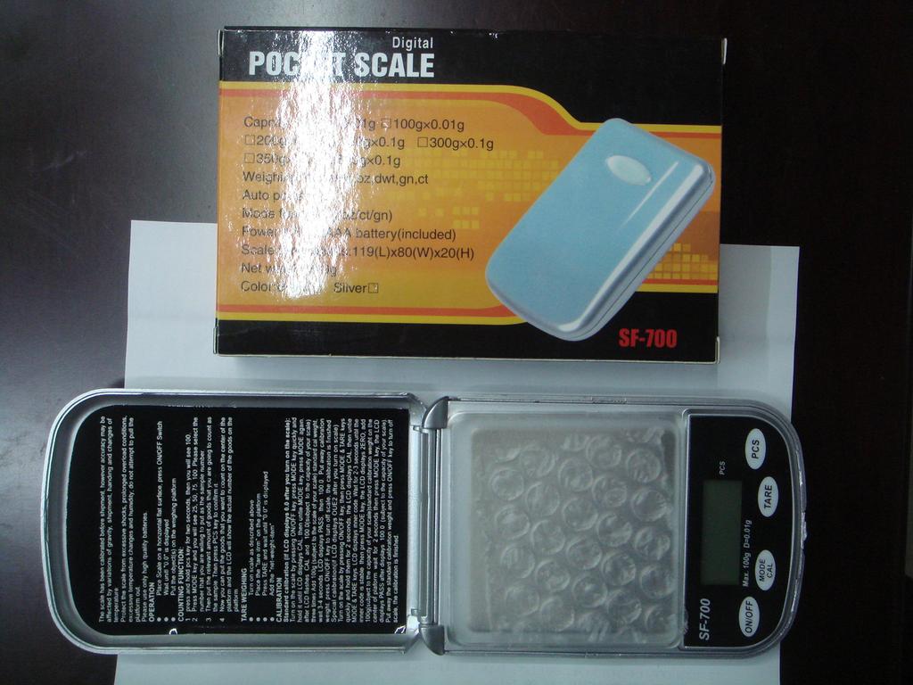 SF-700 jewelry scale weighing 0.1 to 500 grams