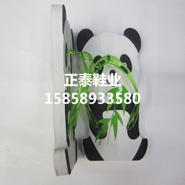 Customized cartoon animal panda flip-flops and EVA cartoon flip-flops by the manufacturer Specification image