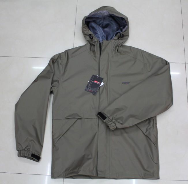 Casual sports raincoat