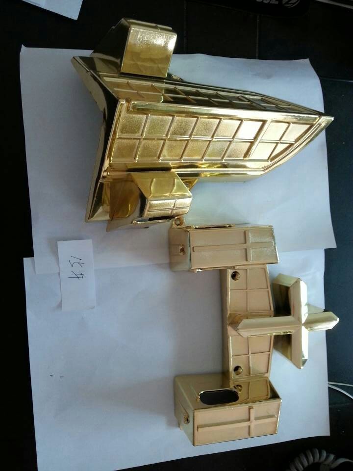 Exquisite plastic gold-plated decorative accessories overall display