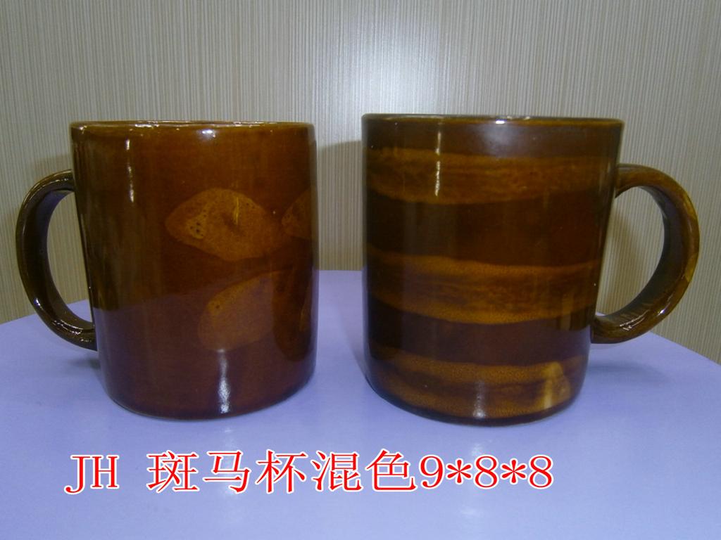 Ceramic cups, straight cups, zebra cups, mugs and tea cups are in stock and available for direct sales from the manufacturer