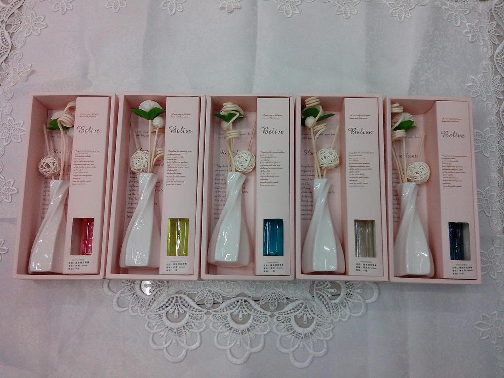 香熏藤条陶瓷挥发香水0498，精美30ML礼盒套装，无火香薰，无烟香薰