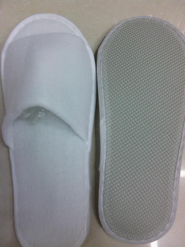 厂家直销拉毛绒宾馆一次性拖鞋价钱优惠，可以定做细节图