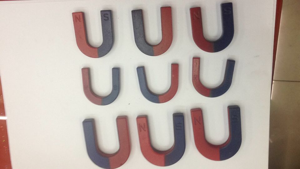 铁氧体U形马蹄形条形环形喷漆N.S极教学磁铁产品图