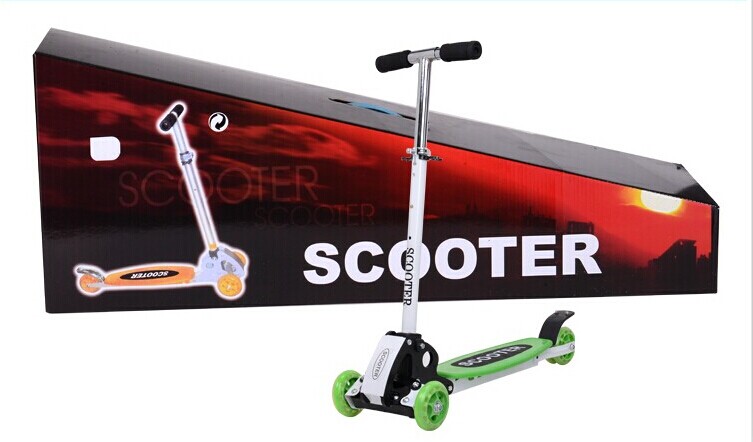 厂家直销供应飞越神四轮滑板车 高品质米高儿童滑板车细节图