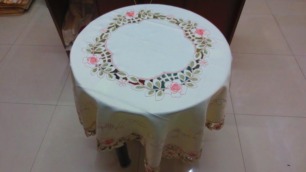 Embroidered tablecloths, table flags, throw pillows, placemats, various sizes of tablecloths, and computer-embroidered tablecloths, etc. (10612) details Picture