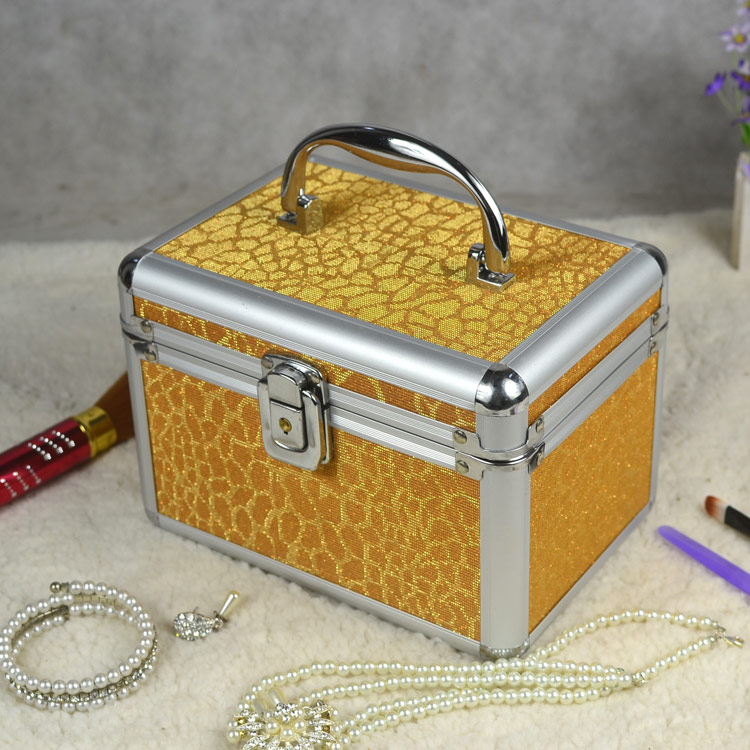 Guanyu factory direct selling jewelry box Korea three - piece portable makeup case travel box