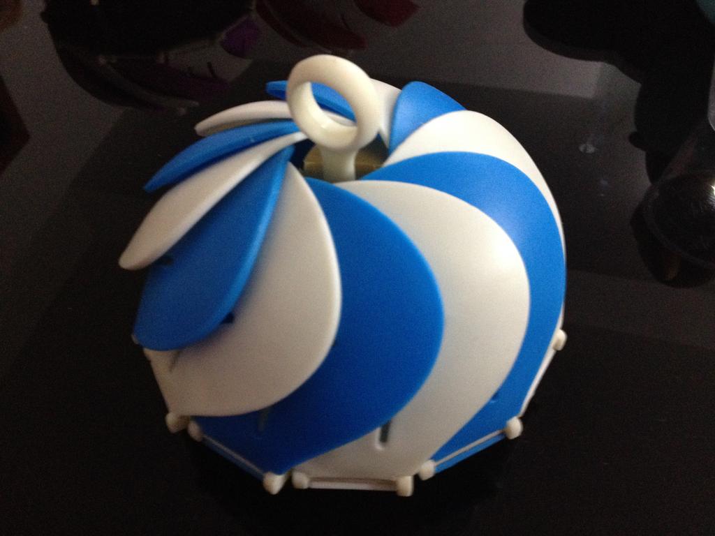 可收缩水果篮 塑料蓝 时尚创意 圆形水果篮产品图