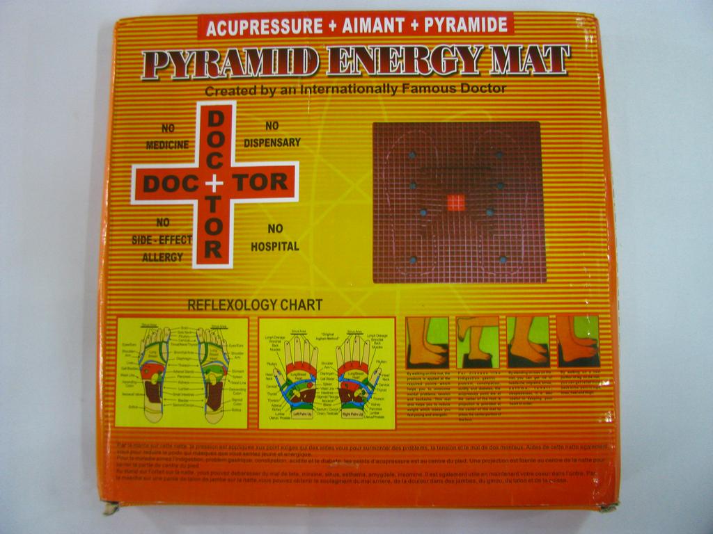 PYRAMID ENERGY MAT 足底按摩PYRAMID ENERGY MAT 足底按摩PYRAMID ENERGY