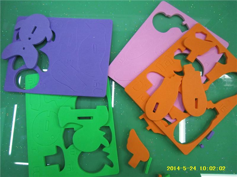 厂家直销：新款EVA小动物拼模 手工制作贴画拼装积木产品图