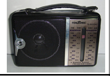 Retro radio, battery-plugged and portable, 5-band Sradio Application Scenario