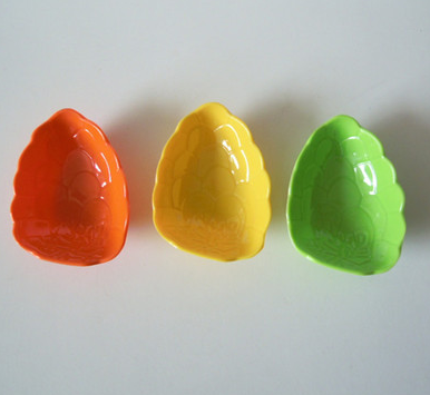 糖果色葡萄形调味碟 蘸醋碟 酱油碟产品图