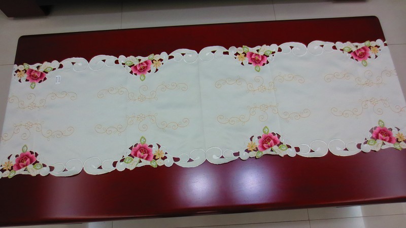Tablecloths, placemats, tablecloths, table flags, cushions, tissue boxes (100329 Application Scenario