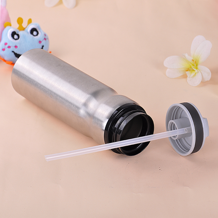 Whistle Nozzle Cover American Large Stainless Steel Sports Pot Portable Cup Cover Nozzle Cover Thermos Cup Application Scenario
