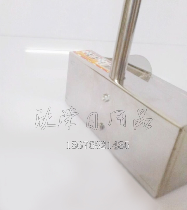 Wholesale genuine 0.5mm type special stainless steel garbage bins with long handles, thickened stainless steel dustpans and dustpans details Picture