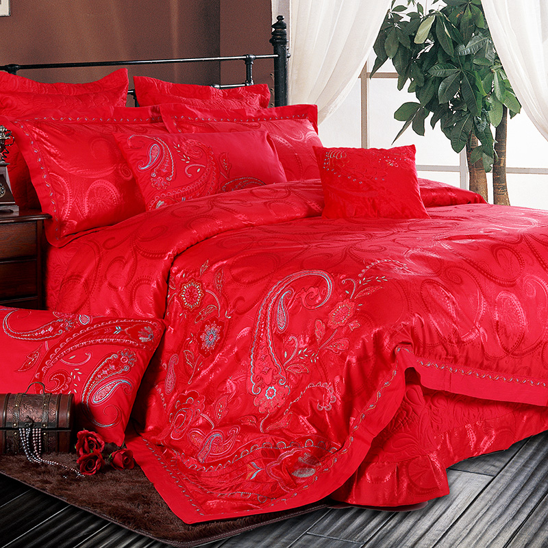 Wedding Red 789-Piece Bedding Set