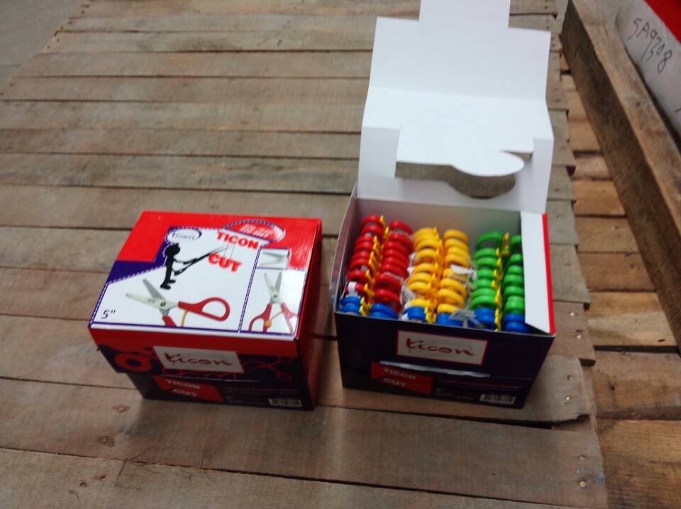 厂家现货处理 优质不锈刚学生剪 低价处理 PP柄产品图