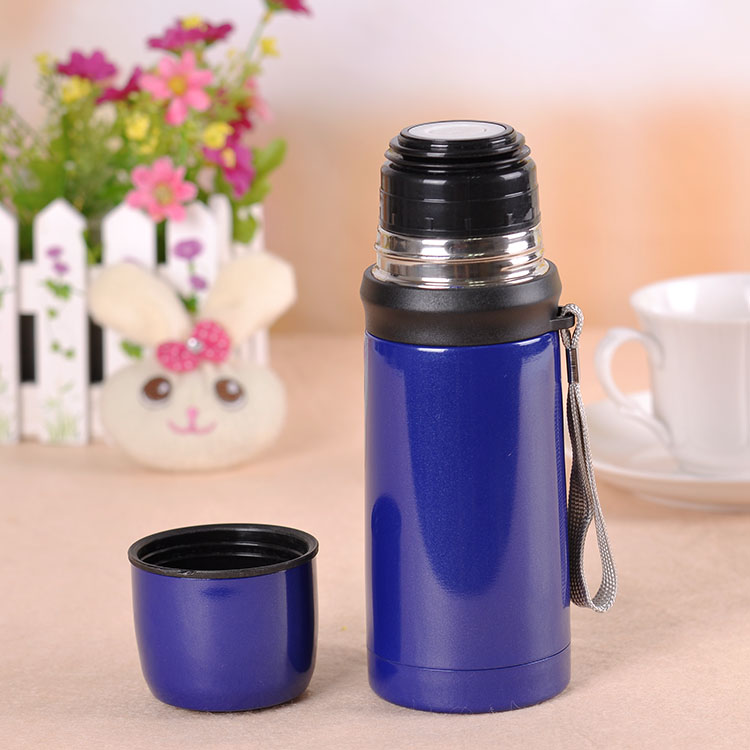 Increase the capacity of thermal insulation cup home travel essential cup cover dual-purpose thermal insulation cup wholesale CBFF