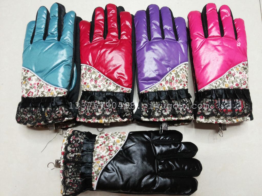 Manufacturers sell women warm gloves.
