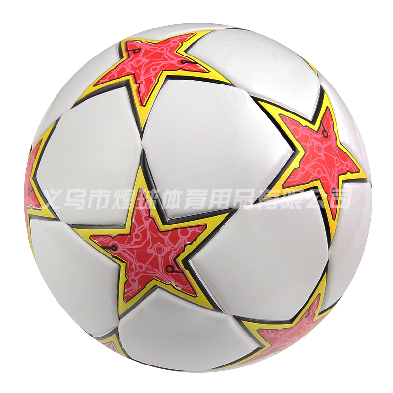 Thickened super-soft machine-sewn footballs for student training with five-pointed star patterns Application Scenario