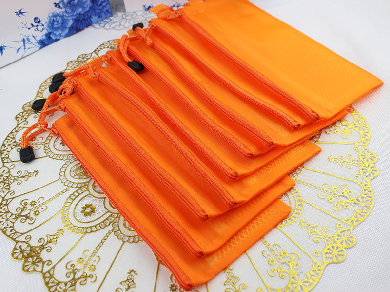 义乌市厂家色砂A6拉链袋 透明文件袋 手提式PVC票据袋细节图