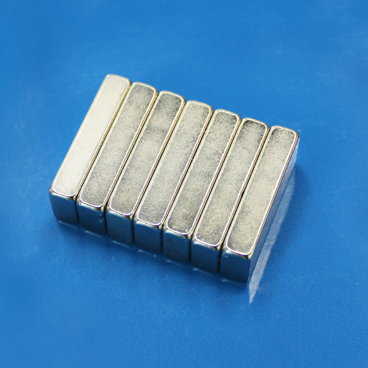 钕铁硼强磁铁长方形磁铁环保磁铁大规格磁铁F25*10*5产品图