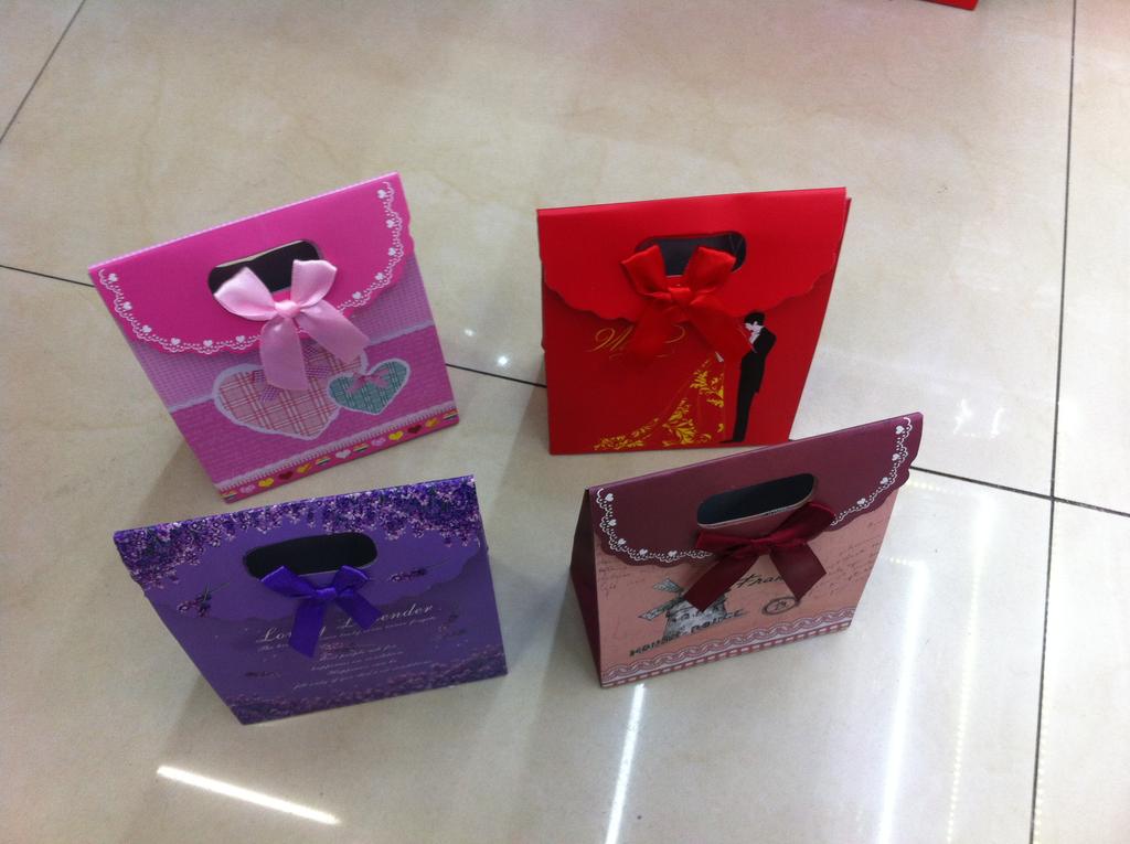 Korean Exquisite Gift Bag Foundation Little Sticky Button Paper Bag Pink Flip Paper Bag Gift Bag Special details Picture