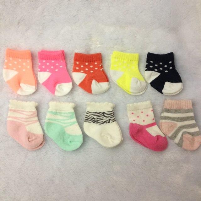 Pet socks, cotton socks, cat and dog socks, foot covers that won't fall off, scratch-proof and dirt-proof, paw covers, leg guards Specification image