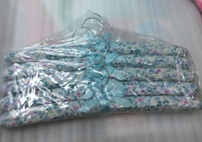 义乌好货花布衣架 衣架 防勾丝 批发 棉质 服装道具产品图