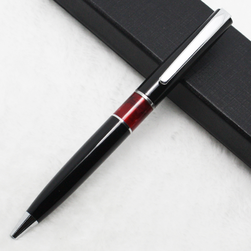We supply metal rotating pens, advertising rotating pens, metal gift pens, and rotating ballpoint pens. Customized according to samples Application Scenario