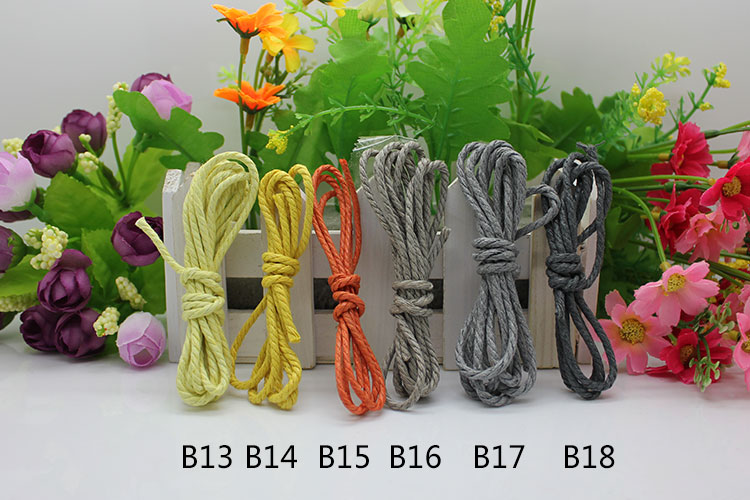 2.0mm three-strand cotton wax rope, wax thread, shoelaces, clothing accessories, ornaments, bracelets Application Scenario