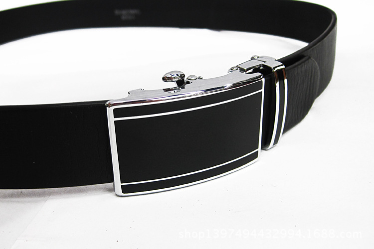 Men's Automatic Buckle Belt Charm Men's Belt Rubber Toothless Belt Leather Belt Application Scenario