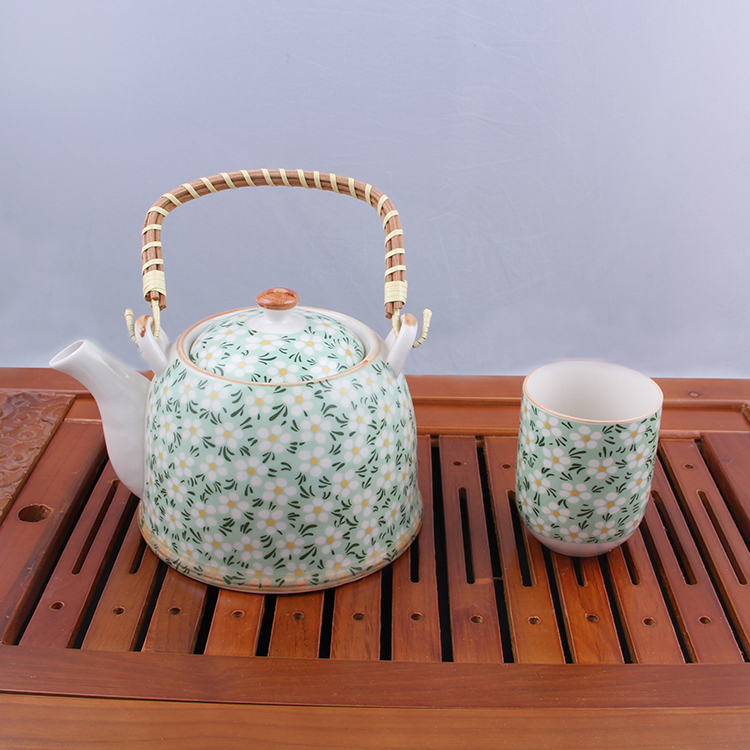 陶瓷工艺品实物图