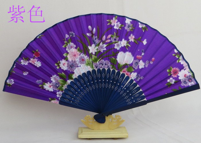 女扇二节丝绸扇子古风女式折扇 中国风女式礼品古典小绢扇细节图