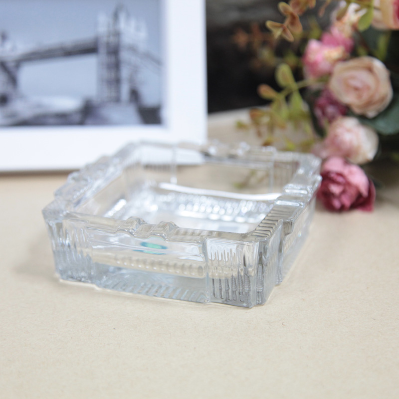 水晶透明玻璃烟灰缸创意个性时尚欧式透明烟缸YG1078-3