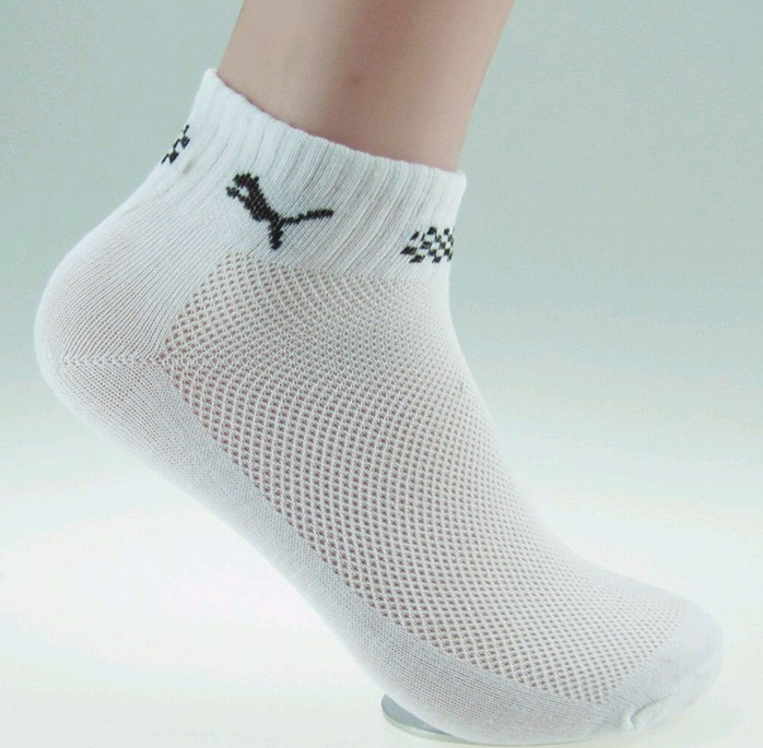 男士透气运动网眼船袜 黑白两色外贸库存网眼男运动船袜细节图