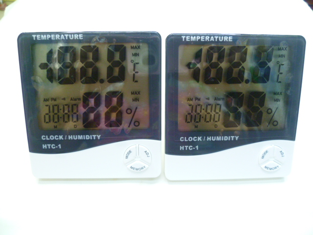 HTC-1 high-precision electronic large screen indoor and outdoor electronic temperature and humidity meter time display Application Scenario