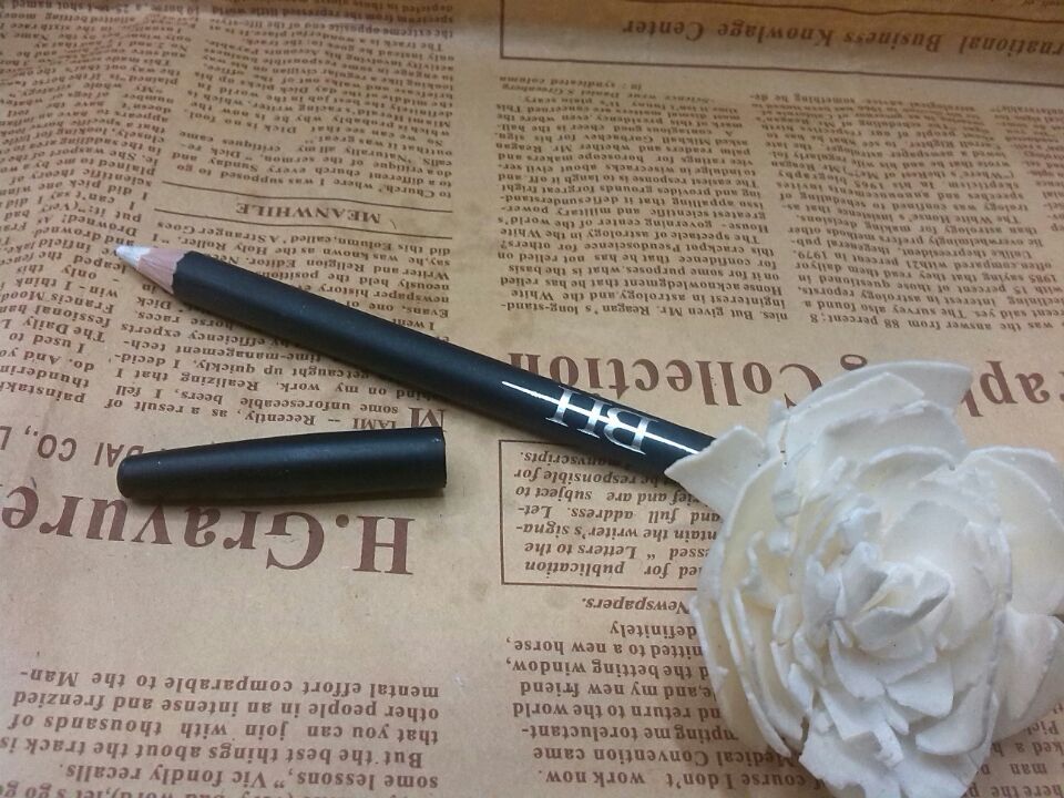 BH white eyeliner, constant beauty eyeliner, eye head brightening pencil, highlighter, horizontal silkworm pen may be approved Specification drawing