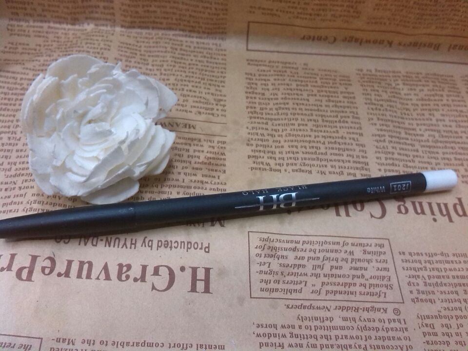 BH white eyeliner, constant beauty eyeliner, eye head brightening pencil, highlighter, horizontal silkworm pen may be approved Application Scenario