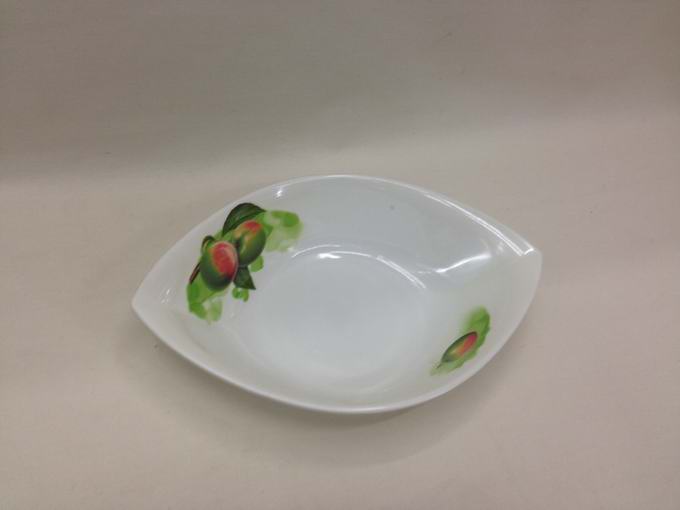 Melamine bowls, melamine plates, trays, resin trays, melamine plates zhe Application Scenario