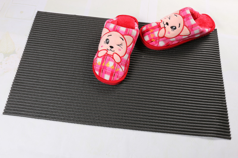 New Explosive Manufacturers Direct Sales Of Non-Slip Mat Pvc Non-Slip Mat Strip Plain Mat Specification drawing