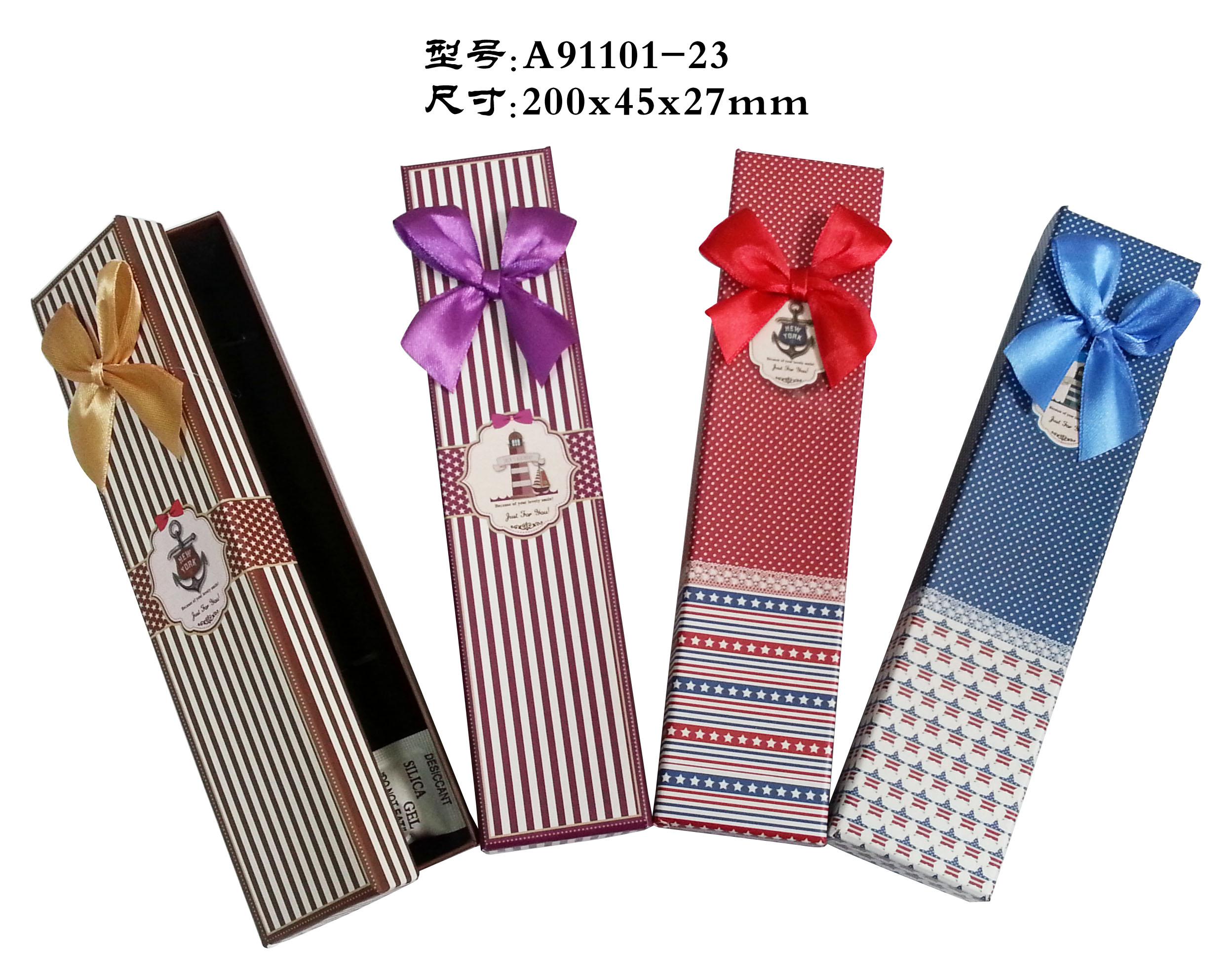 长方形项链盒 礼品盒包装 精品首饰盒细节图