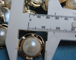 新款钮扣时装纽扣珍珠电镀高脚钮扣装饰钮扣时尚女装钮扣