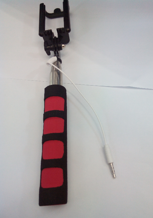 高品质手机线控自拍杆 相机自拍杆便携伸缩三脚架式游戏机电玩适配质量好产品图